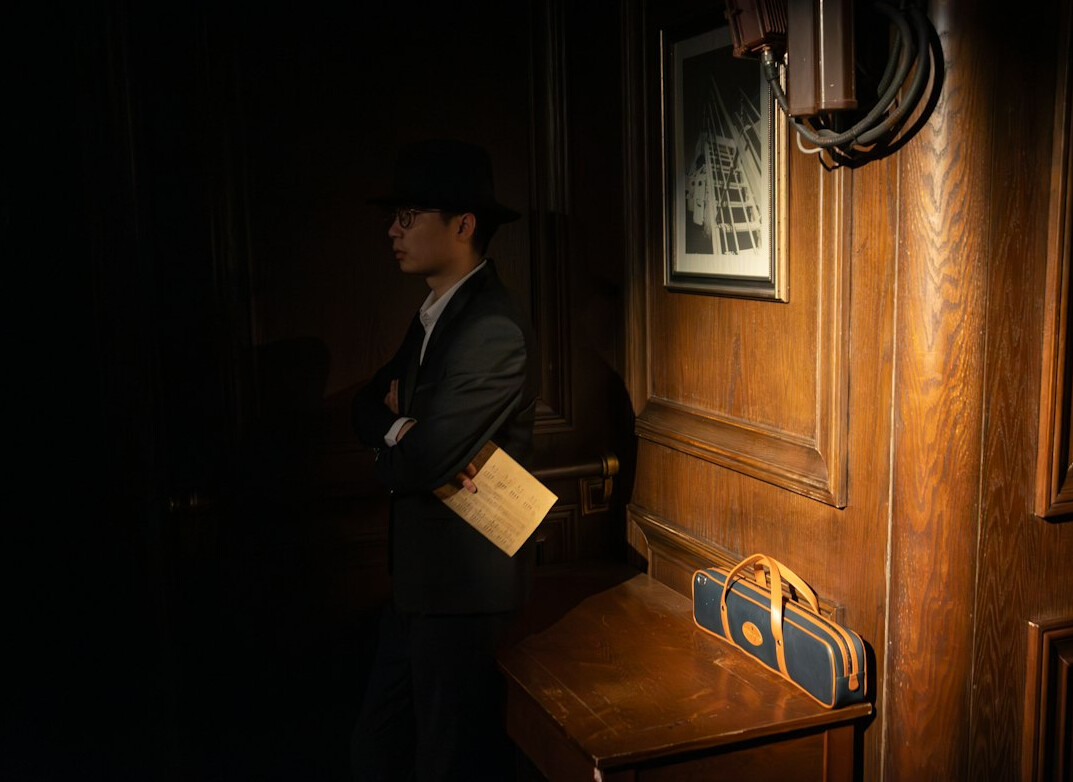 investigators revealing secret